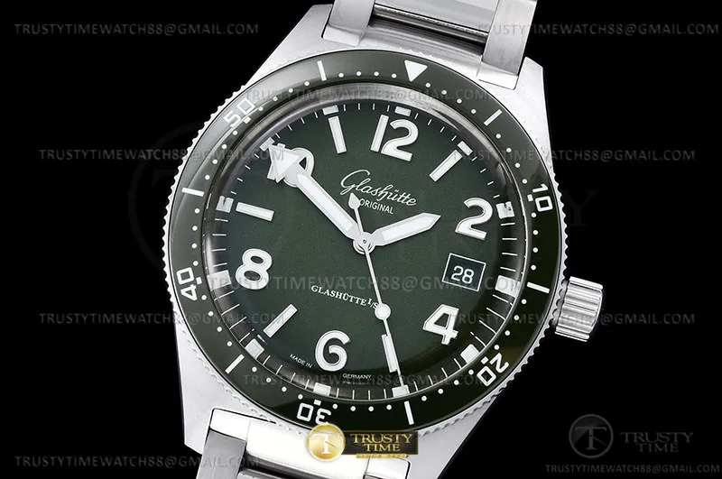 GLA053B - Spezialist SeaQ 39mm SS/SS Green RXW SW200