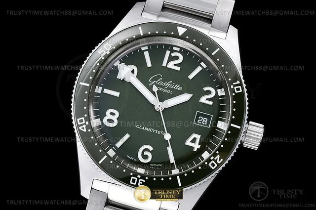 GLA053B - Spezialist SeaQ 39mm SS/SS Green RXW SW200
